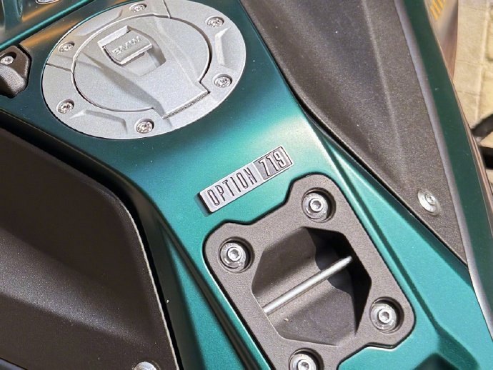 全新BMW R 1300 GS Adventure深度试驾测评