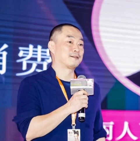 离婚被分走1675万股股份后，美妆大佬再遭前妻起诉：孩子也要1675万股