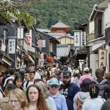日本首相悬而未决，日元多头陷入观望！东京政坛震荡波席卷汇