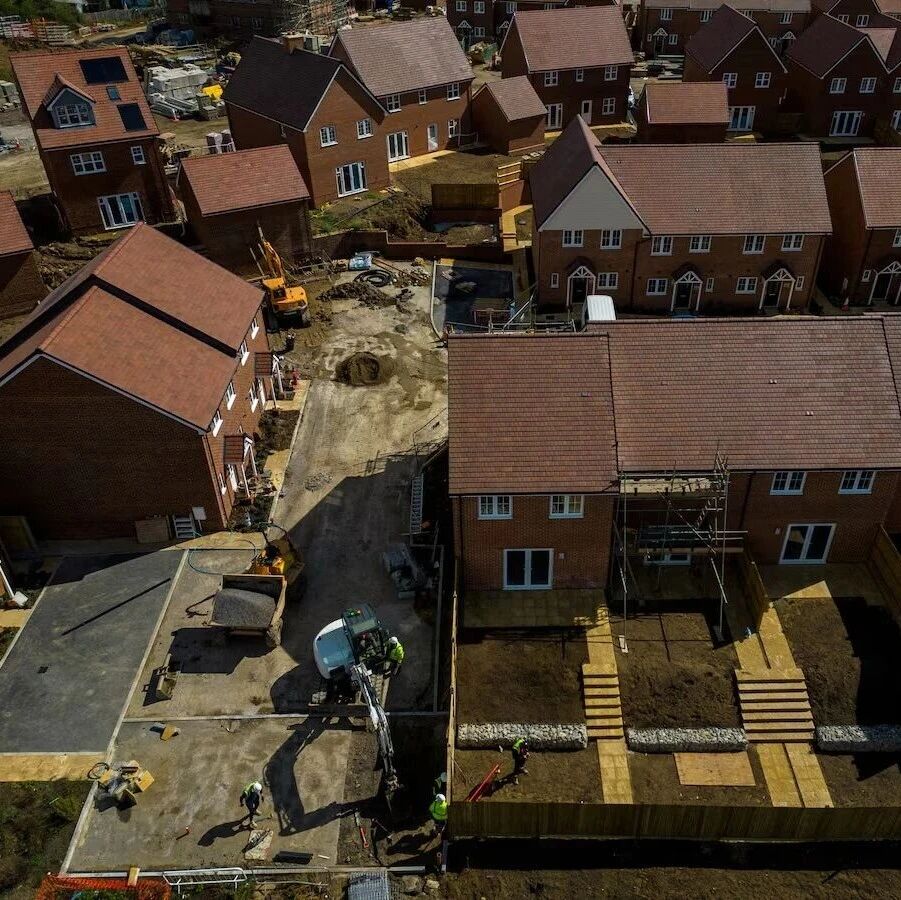 英镑GBPUSD版“重建美国梦”？里夫斯豪赌260亿投资计划，伦