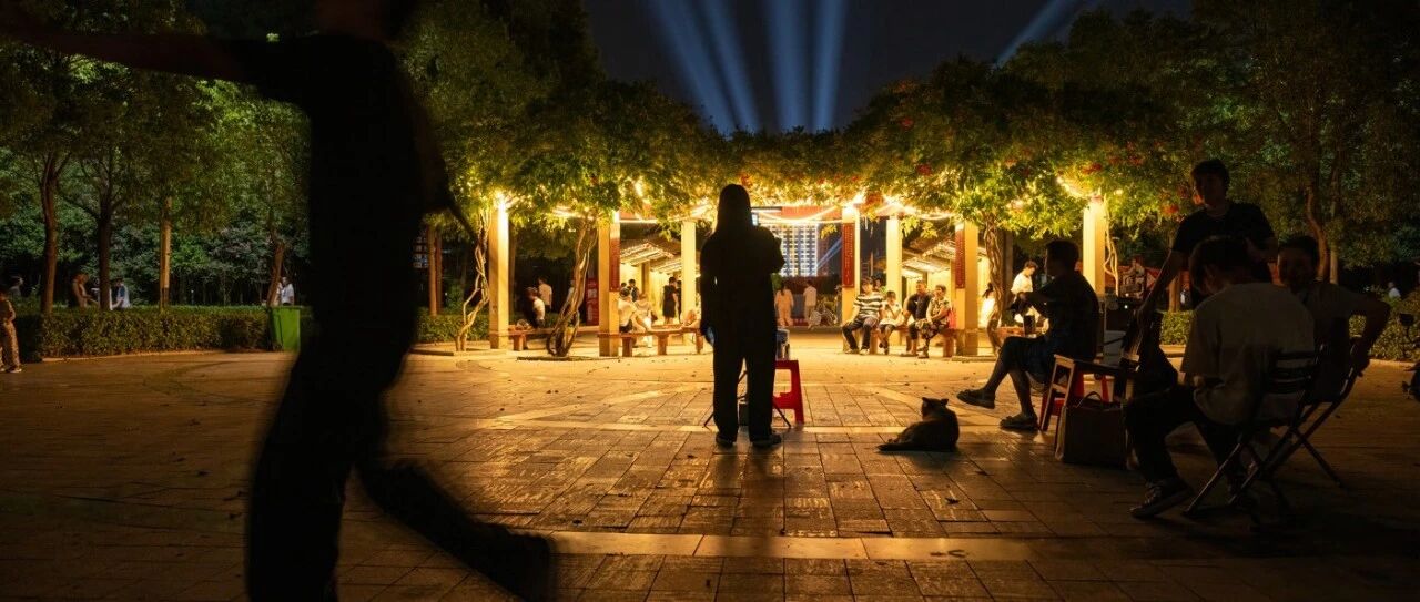 “县城婆罗门”被群嘲,年轻人不吃这一套了