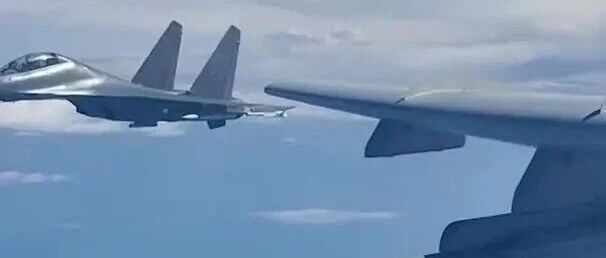 最新！大批轰-6K贴近台湾岛