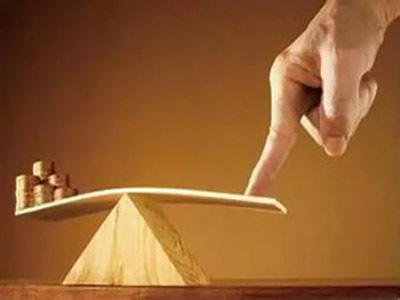 扎牢织密投资者保护“安全网”