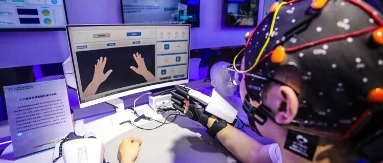 上海“读写并进”加速脑机接口应用