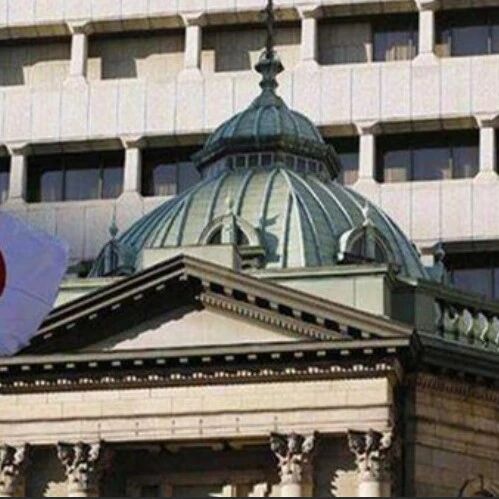 日本遭“股汇债三杀”！高市早苗压力爆表，与植田和男紧急会