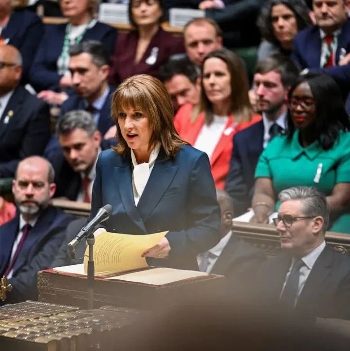 英镑GBPUSD行情大逆转？英国发布爆炸级增税计划，财政紧缩力度超预期