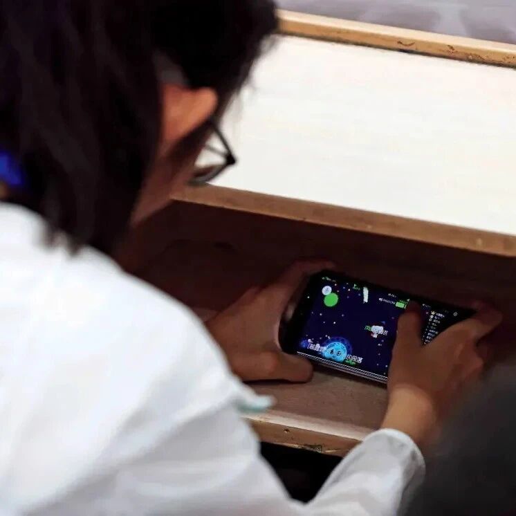 关于网游成瘾的困与斗