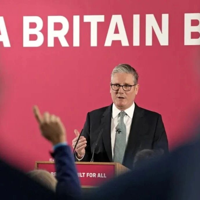 英镑GBPUSD面临政策三重压制：增税、企业悲观、消费疲软—