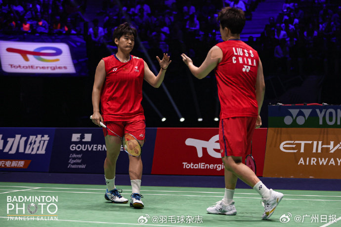 00后组合刘圣书/谭宁横扫世界第一，新生代运动员的‘社交训练法’正在颠覆传统培养模式？