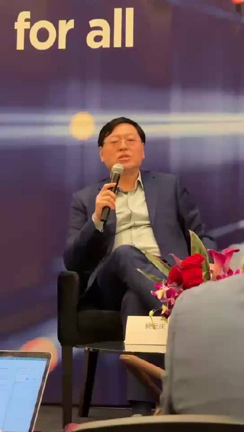 杨元庆：AI时代没有赢者通吃 联想要发挥特长开放合作｜直击 CES