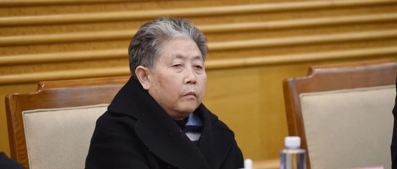 老干妈否认为节省成本换原料！一年狂揽54亿元，营收重回巅峰，78岁陶华碧被曝出山救子？工作人员：她一直在公司，复出是网友猜测