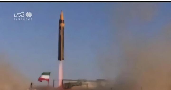 五角大楼周边披萨订单成倍增长！美军公布大消息：三位重量级人物登上林肯号航母