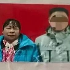 47岁男子娶82岁老太，硬塞了1000元和20个鸡蛋当彩礼！女方家人得知后怒了，找上门去质问