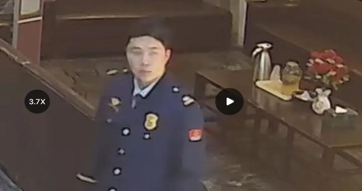 男子自称“王参谋”，深夜身穿“混搭”制服假冒消防检查，一句话当场露馅