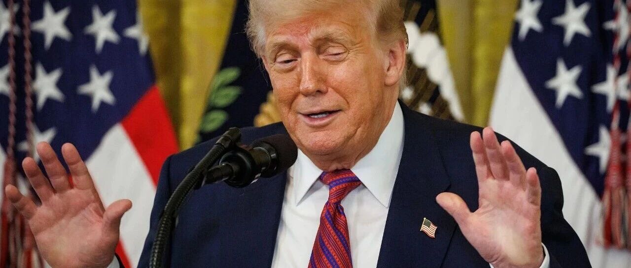 史无前例！美元改版：纸币上将印上特朗普签名，美财长：彰显总统取得的“历史性成就”，十分合适！多家机构上调美国经济衰退概率