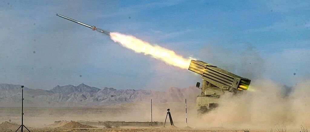 伊媒最新披露：伊朗中部遭袭时，思科、飞塔和朱尼珀等大量美制通信设备突然失灵，操作系统崩溃！