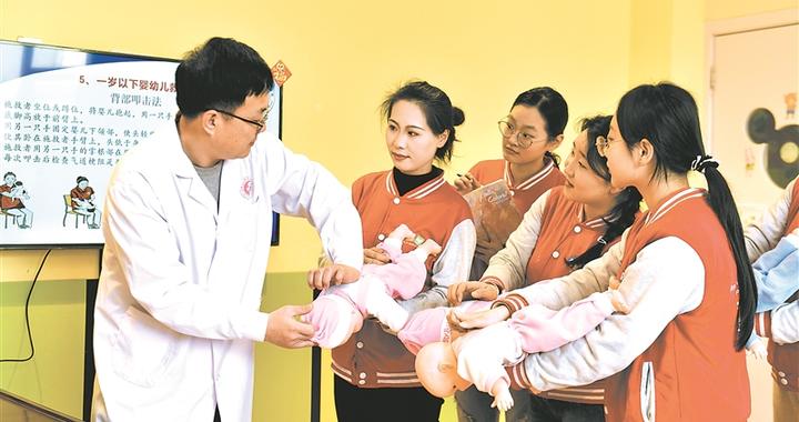 “古法育儿”护元气？坑娃！