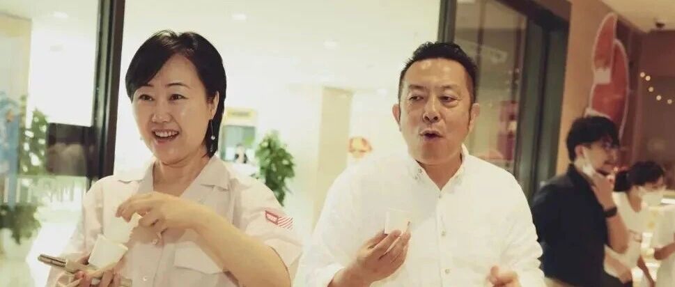 贾国龙妻子张丽平，将直接持有的西贝股权全部质押给银行！被传“两三个月内彻底倒闭”，西贝方回应：全国门店均正常运营