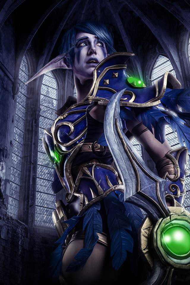 恐怖的月光魔兽国外玩家cosplay女猎手卡丝帕莲