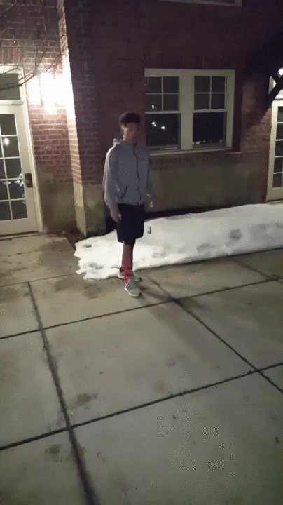 哈哈哈哈！这就是我今天的笑点了！