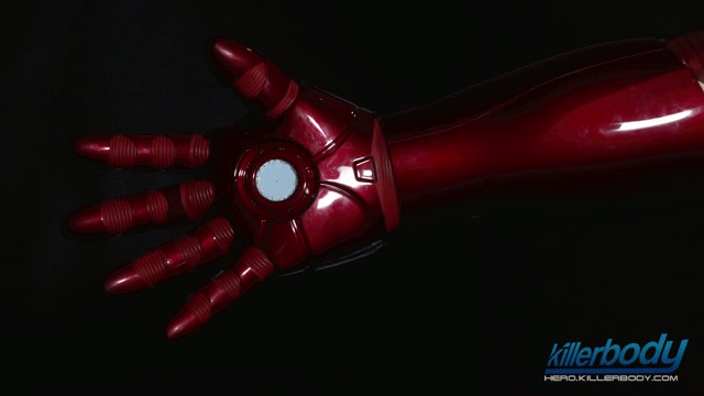 手掌上的冲击光束