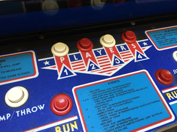 两个红的就是鬼畜键