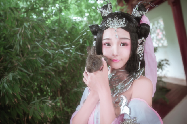 剑网3秦风秀萝超萌cos谁家的萝莉快领回家