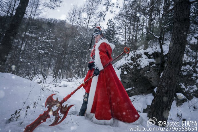 长枪独守大唐魂剑网3破虏军娘雪景cos赏