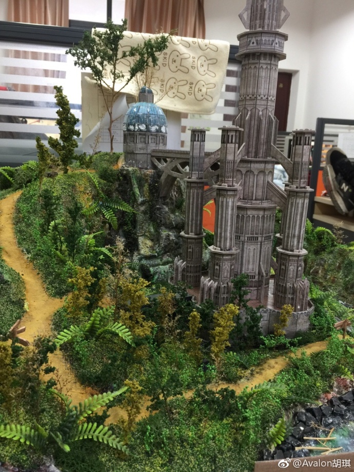 玩家自制卡拉赞高塔模型极致还原逆风小径场景