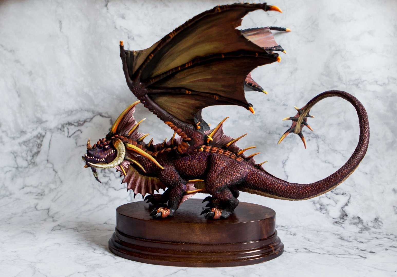 魔兽玩家手工自制作品黑石塔之王奈法利安雕像