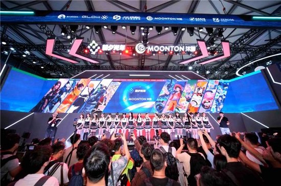  朝夕光年与沐瞳科技2025ChinaJoy展台人气火爆