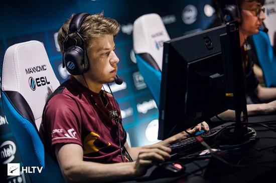 &nbsp; &nbsp; &nbsp;