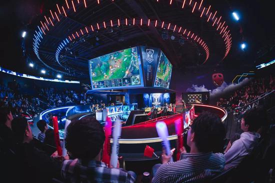 图片来自lol esports
