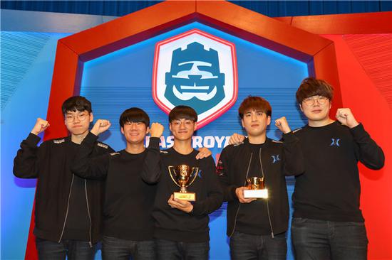 从左至右依次为