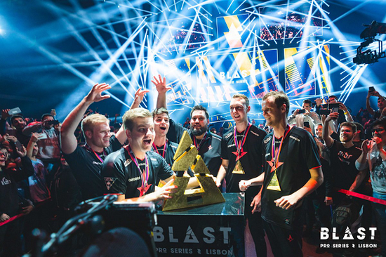 &nbsp; &nbsp; &nbsp;