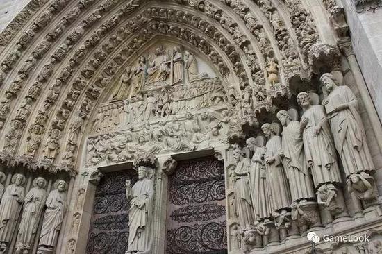 真实的巴黎圣母院大门：细节多到头皮发麻
