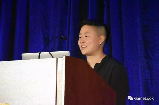  Sienna Zhang在GDC演讲照片