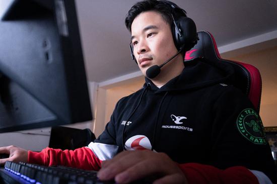 dexter是如何克服逆境带领mouz夺冠的