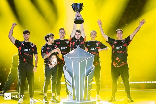 “FaZe刚获得上海CAC冠军”