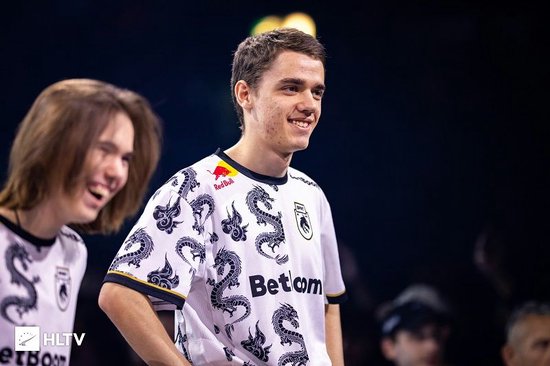 zont1xھ˵Spiritǿս