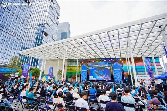 虎牙HYPER X 英雄联盟2025全球总决赛大湾区观赛派对现场