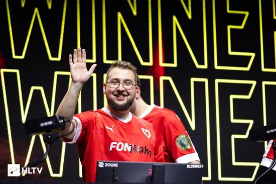 torzsi将在科隆站舞台上战胜Vitality的时刻视若珍宝