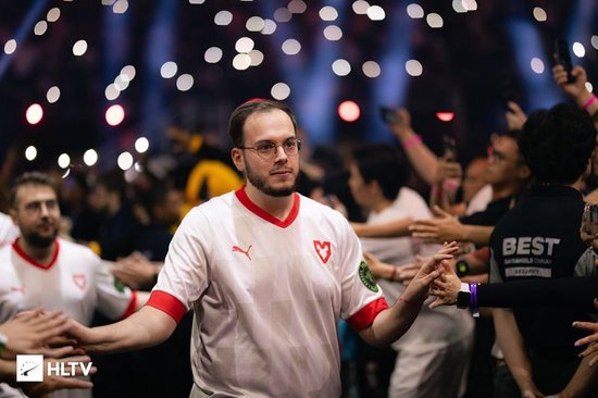 xertioN在2025年的两届Major赛事中以1.12的平均Rating位列所有选手第17名