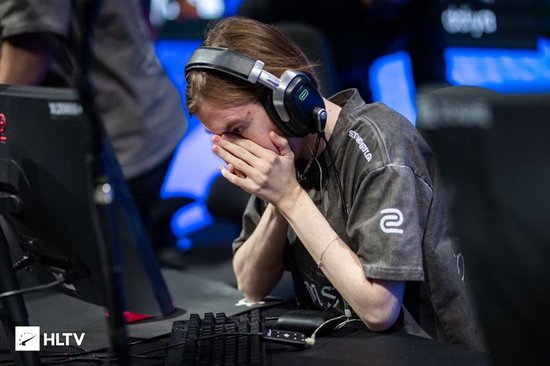 进入秋季赛后半程，Spirit战队开始显现裂痕