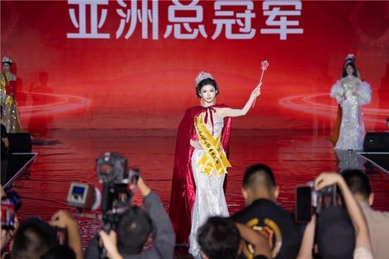 徐雪尼