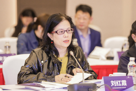 江苏省住房和城乡建设厅建筑市场监管处二级调研员 刘红霞