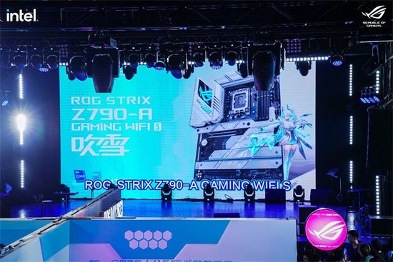 新吹雪主板——ROG STRIX Z790-A GAMING WIFI S，多重功能轻松驾驭14代酷睿CPU，支持WiFi 7