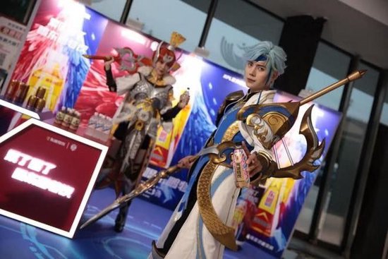 东鹏特饮王者荣耀英雄角色联名款饮料