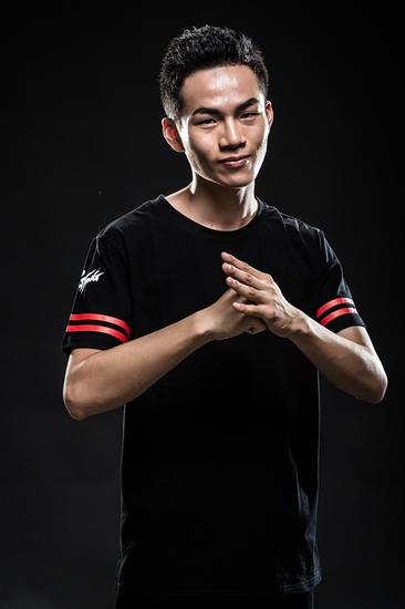 剑指F1 中国天团最强之矛抗韩高手陈泽东