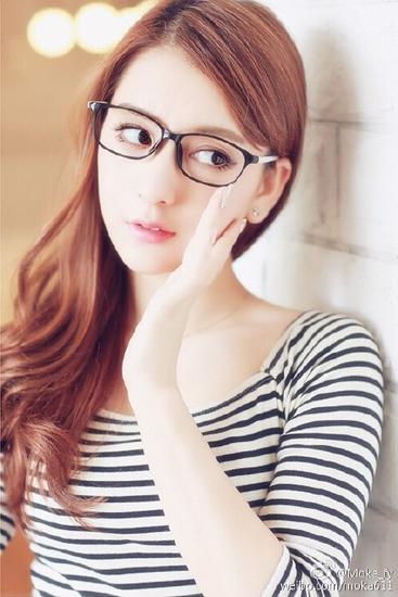 郭富城恋上嫩模新女友曾cos安妮